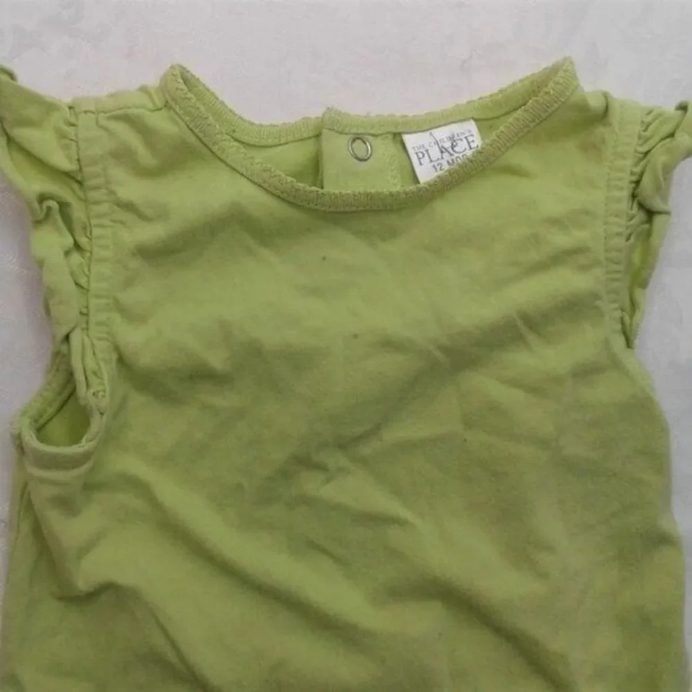 Children's Place Girls RuffleSleeve Onesie Size 12 Months Yellow-Green Back Snap